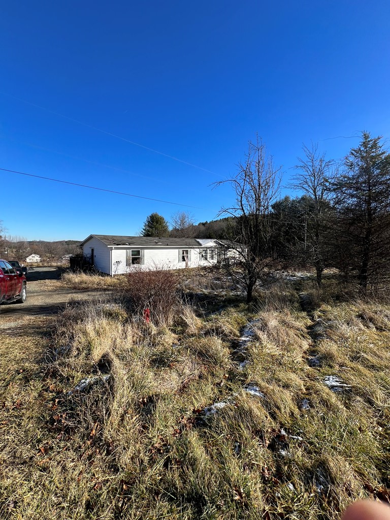 917 Savannah Road Galax, VA 24333 - Photo 2 of 2 Gallery Image 2