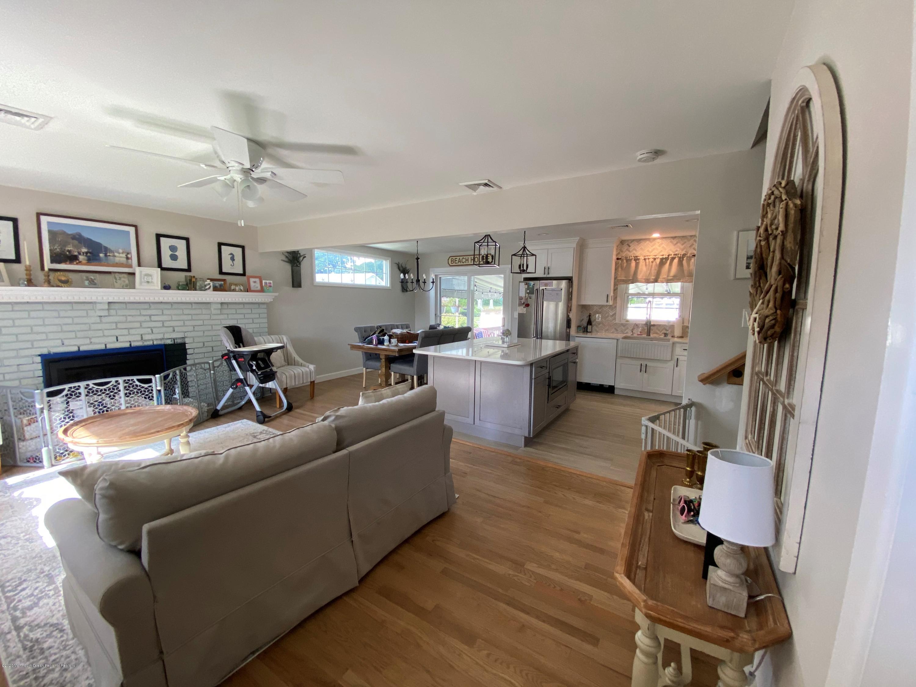 1235 Woods End Road Point Pleasant, NJ 08742 - Photo 4 of 24 LR