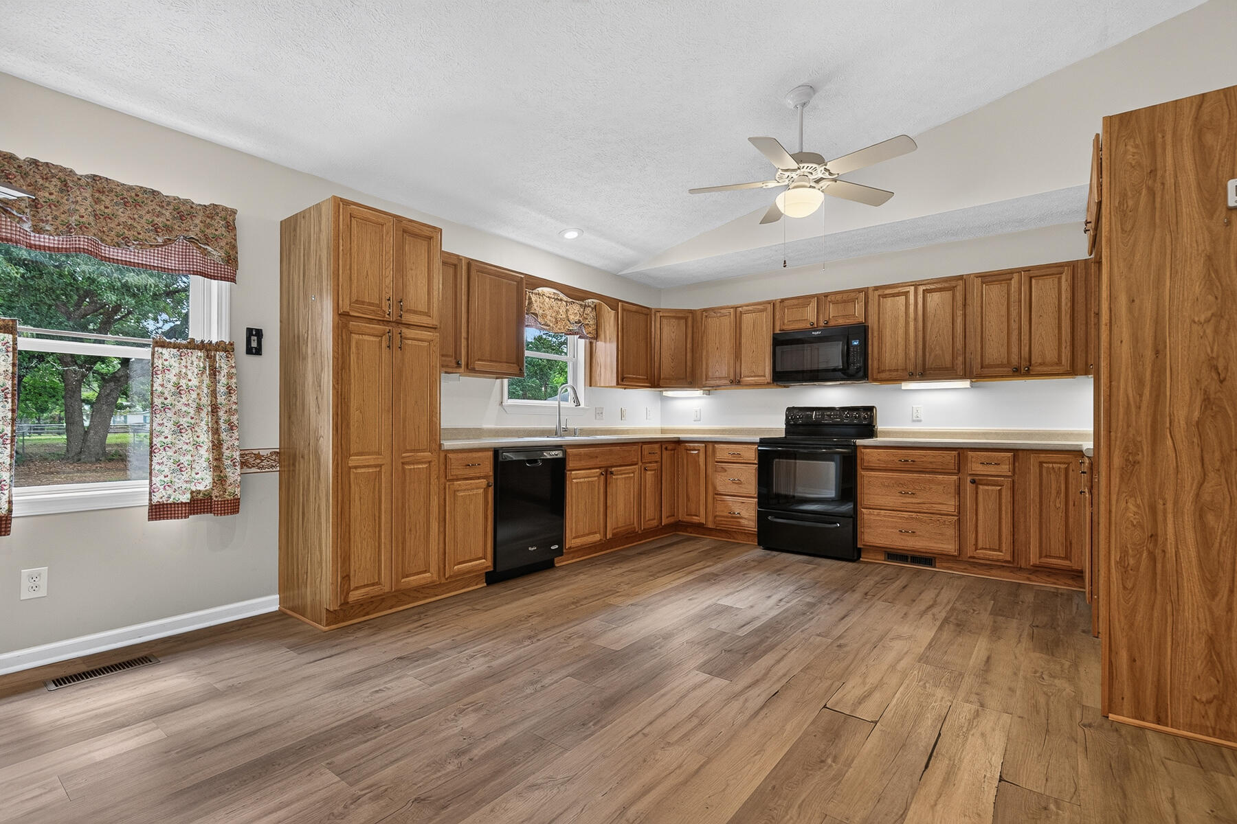 1104 Longpoint Road Cross, SC 29436 - Photo 23 of 81 MD-36