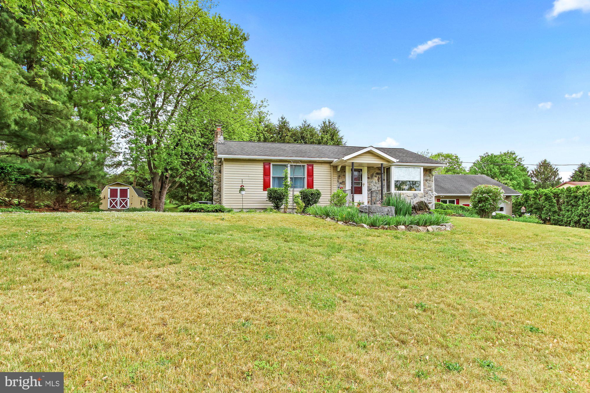 313 Rake Road Mohrsville, PA 19541 - Photo 3 of 28 Gallery Image 3