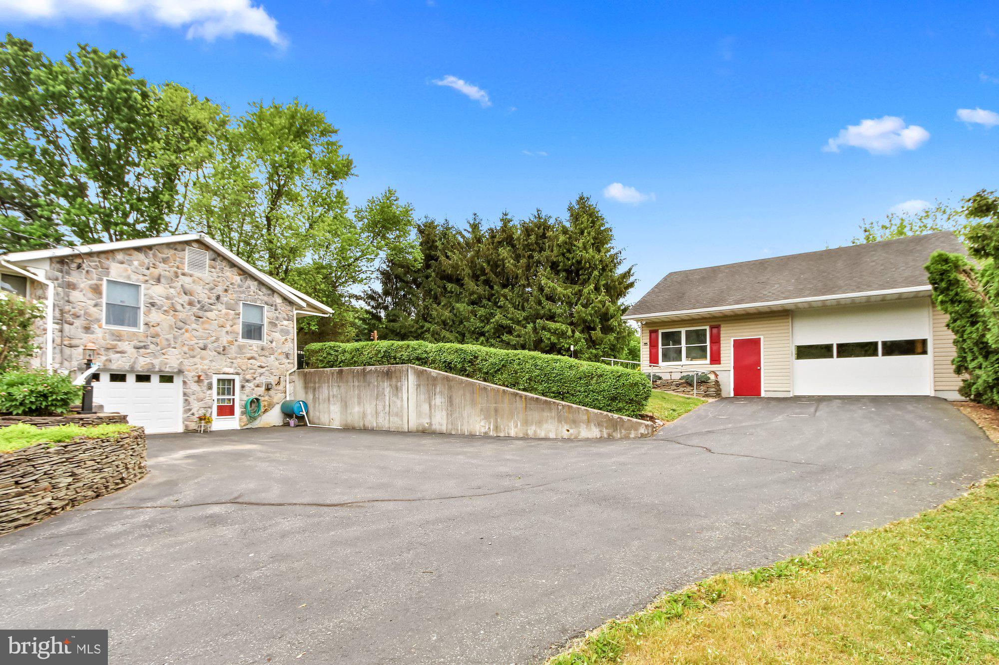 313 Rake Road Mohrsville, PA 19541 - Photo 5 of 28 Gallery Image 5