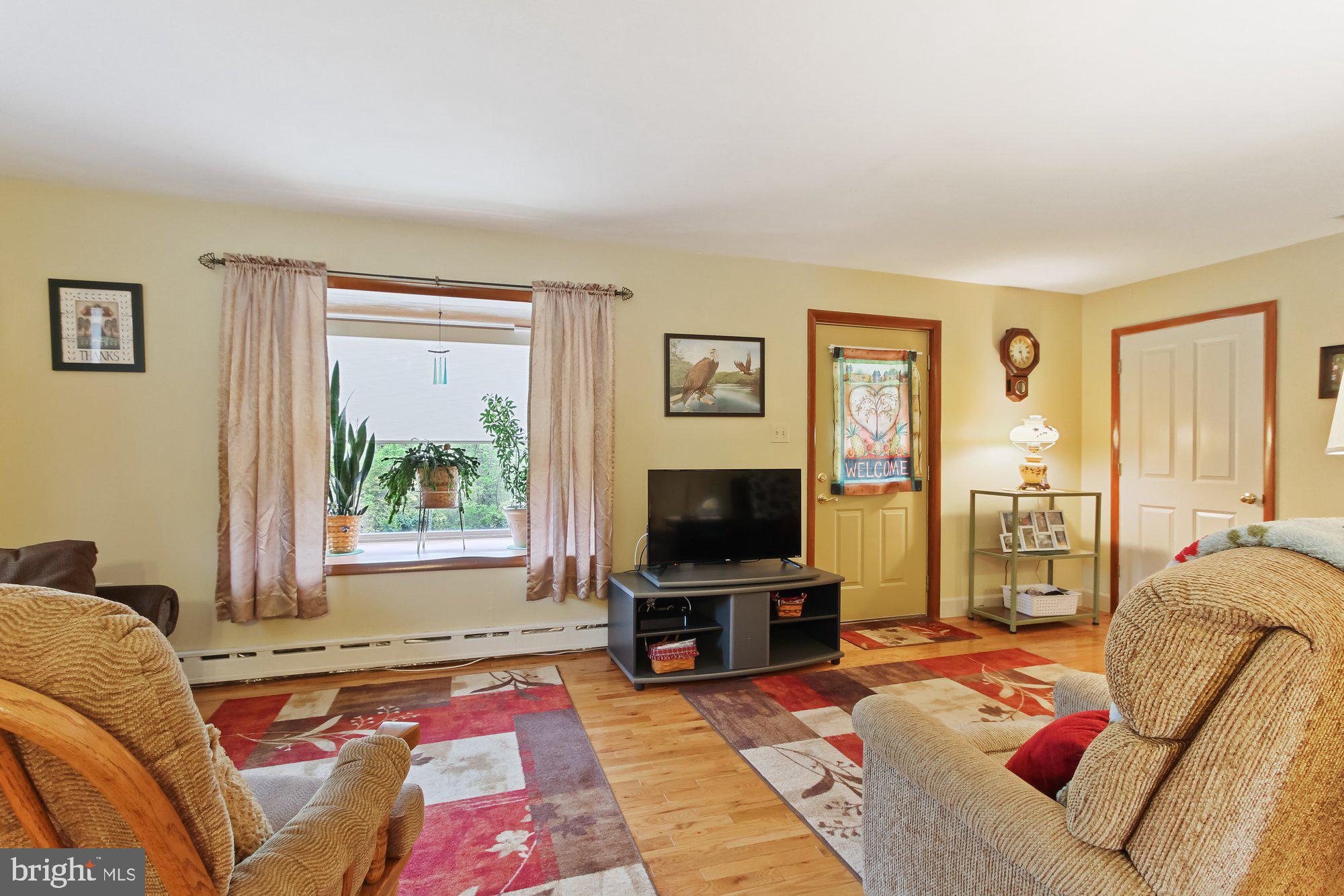 313 Rake Road Mohrsville, PA 19541 - Photo 8 of 28 Gallery Image 8
