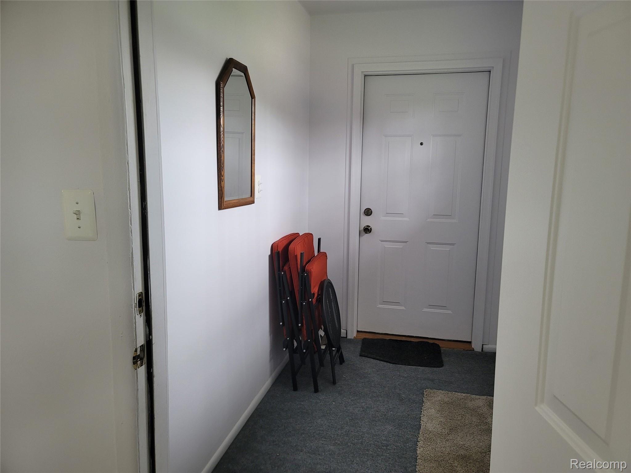 19 Maplecrest Drive, Unit 21 Howell, MI 48843 - Photo 12 of 20 20220505_150507.jpg