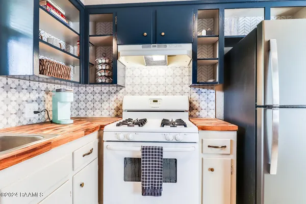 $1,400 | 1011 West Congress Street, Lafayette, LA 70501