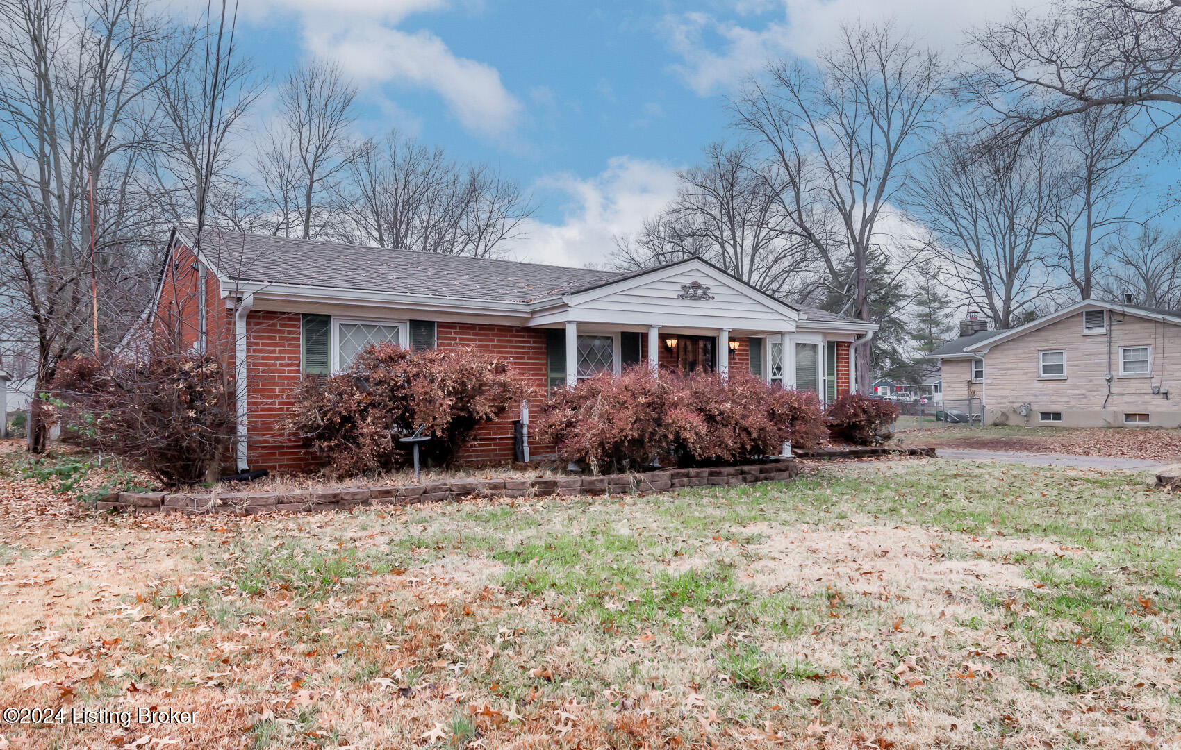 4404 Lambert Road Louisville, KY 40219 - Photo 2 of 52 LTR-101