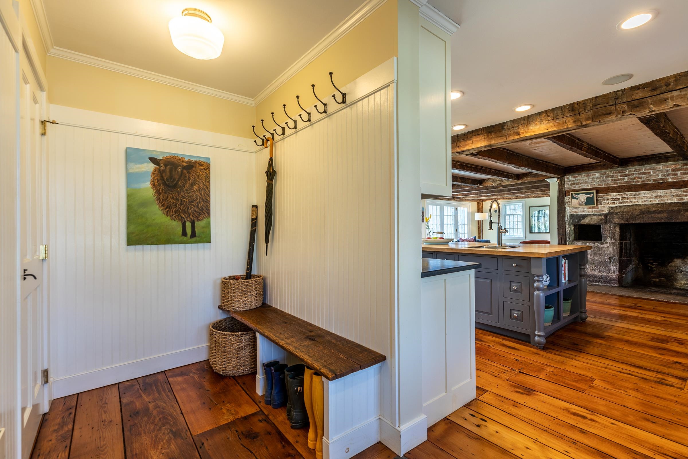 122 Upson Knolls Road Manchester, VT 05255 - Photo 3 of 40 Gallery Image 3