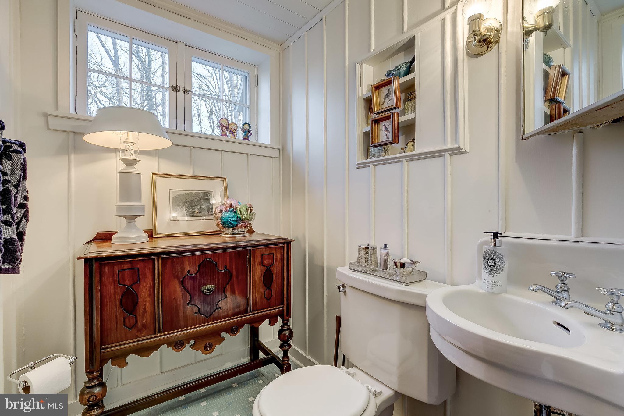 2923 Merrymans Mill Road Phoenix, MD 21131 - Photo 11 of 59 Powder Room