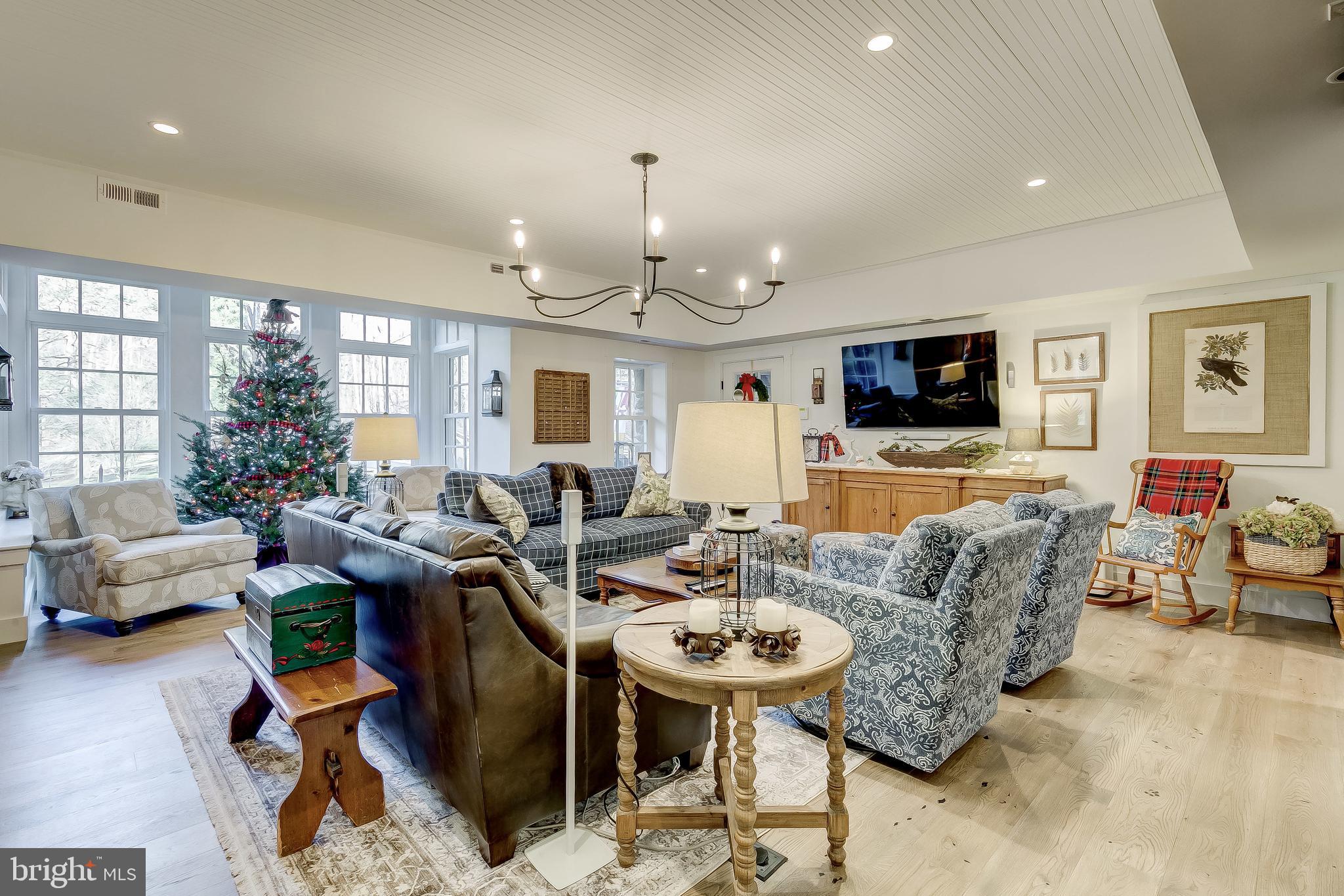 2923 Merrymans Mill Road Phoenix, MD 21131 - Photo 24 of 59 Family Room
