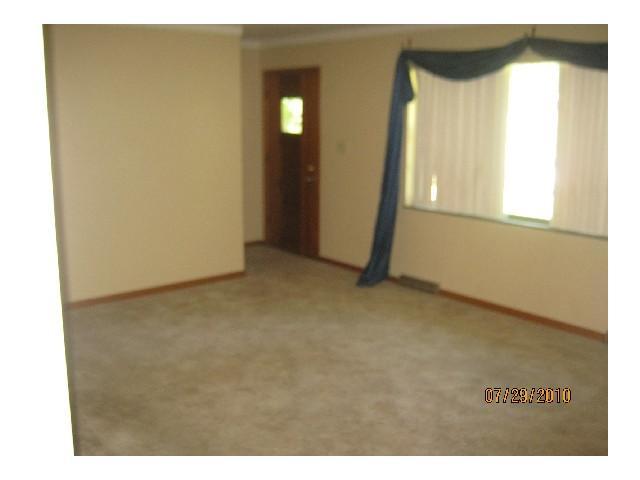3101 Westwick Road Columbus, OH 43232 - Photo 3 of 8 Gallery Image 3