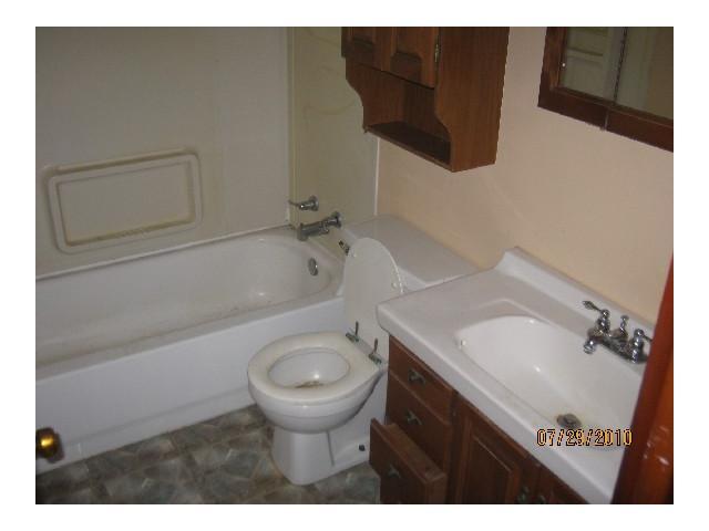 3101 Westwick Road Columbus, OH 43232 - Photo 6 of 8 Gallery Image 6