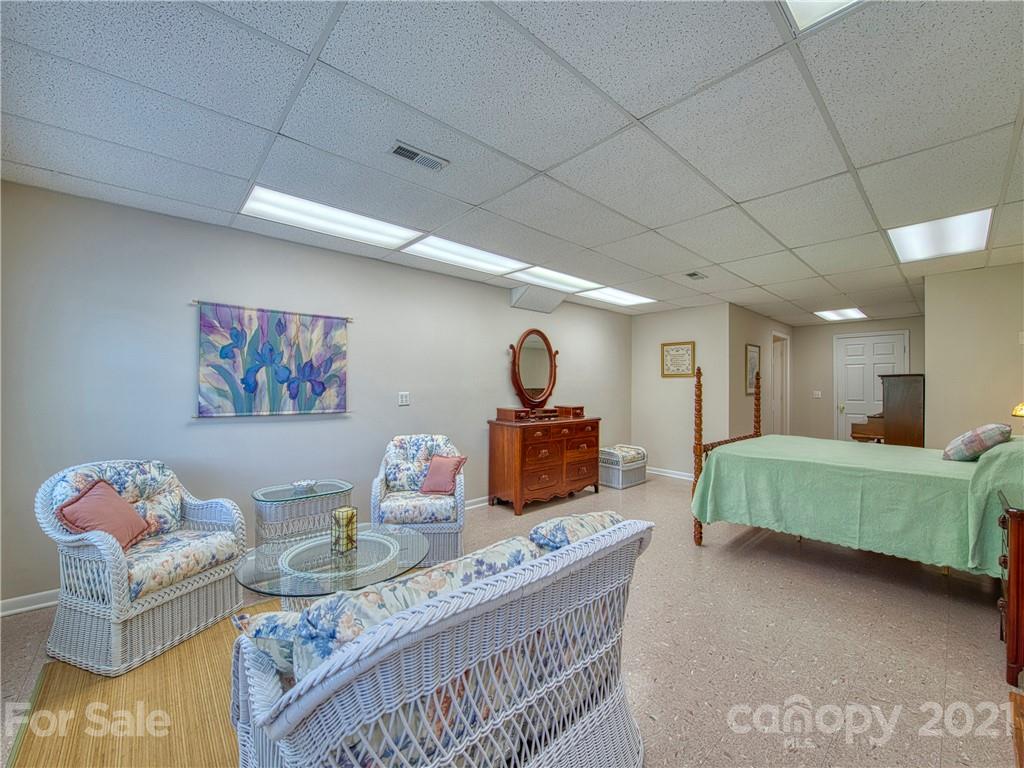 105 River Point Road Canton, NC 28716 - Photo 40 of 45 Gallery Image 40