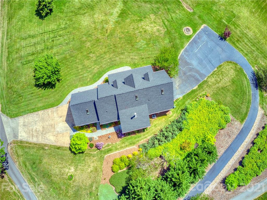 105 River Point Road Canton, NC 28716 - Photo 7 of 45 Gallery Image 7