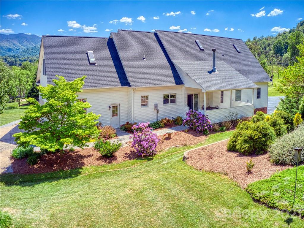 105 River Point Road Canton, NC 28716 - Photo 9 of 45 Gallery Image 9