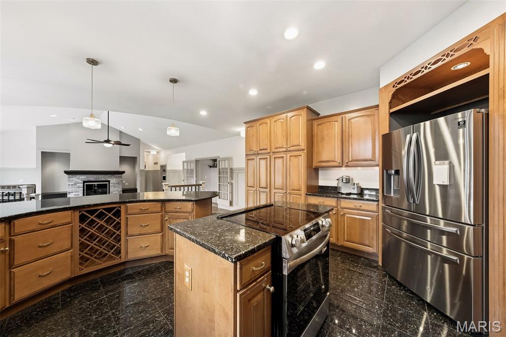 823 Ridge Road Waterloo, IL 62298 - Photo 13 of 97