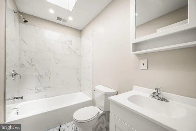 $255,000 | 7147 Guyer Avenue, Philadelphia, PA 19153