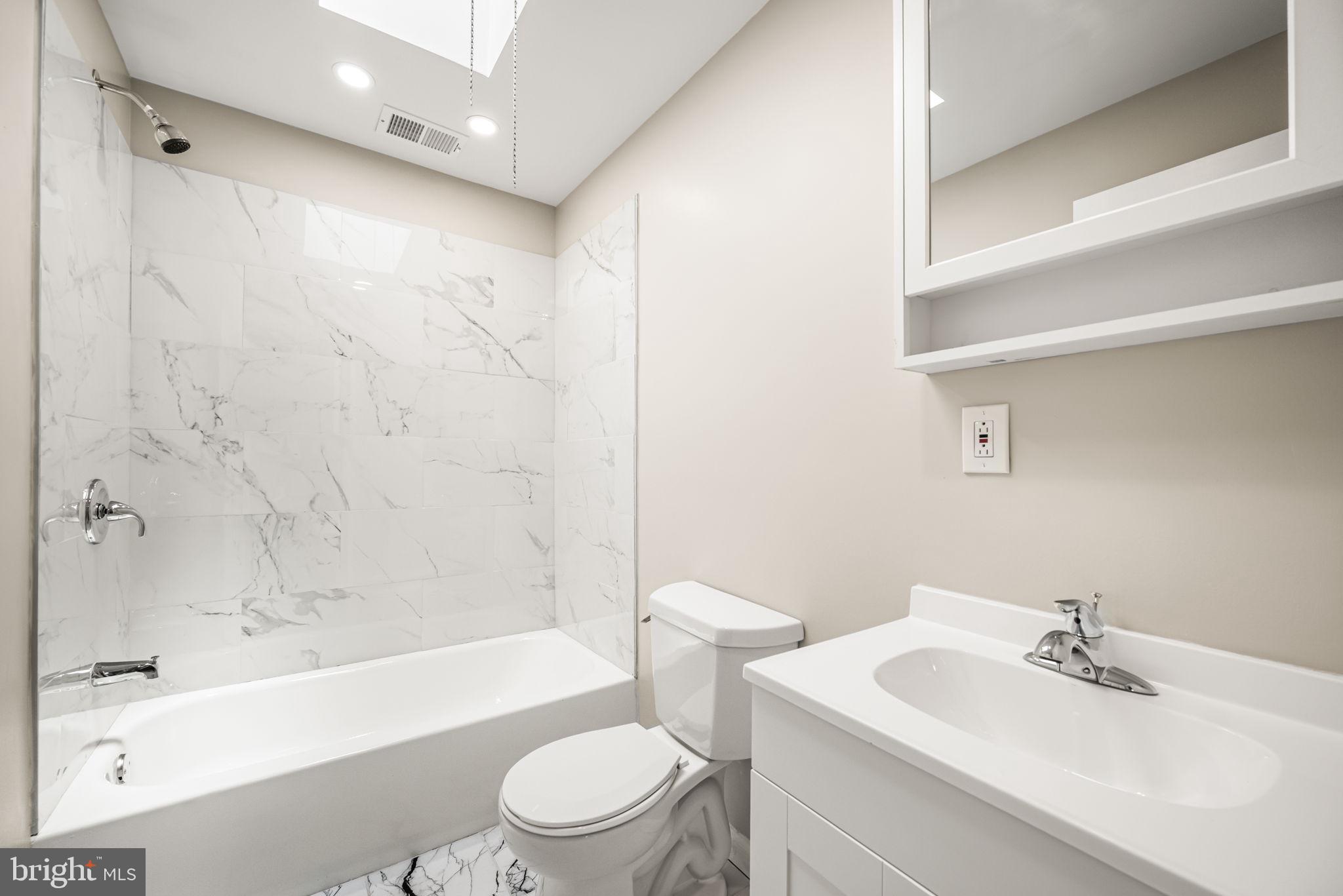 7147 Guyer Avenue Philadelphia, PA 19153 - Photo 12 of 24