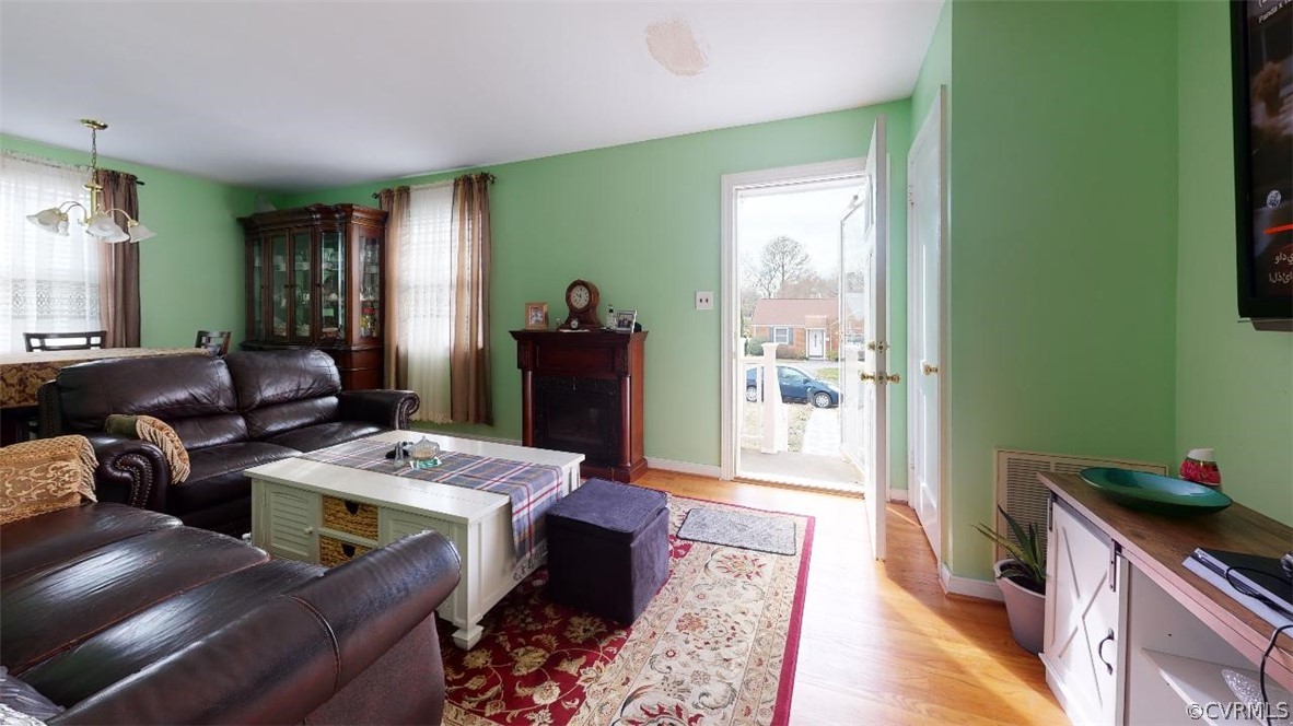 1663 Westhill Road Richmond, VA 23226 - Photo 9 of 27 Gallery Image 9