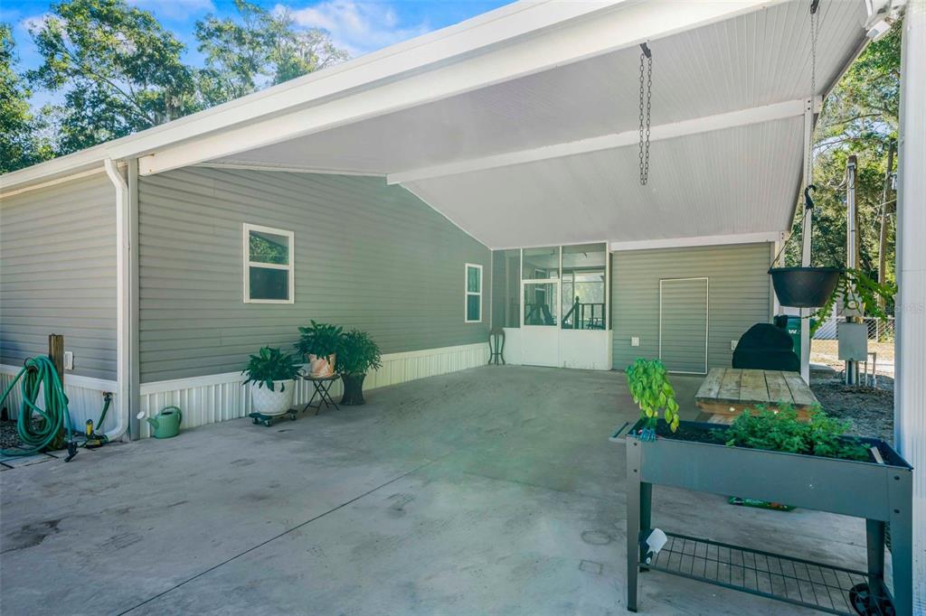 6716 West Riverbend Road Dunnellon, FL 34433 - Photo 12 of 75