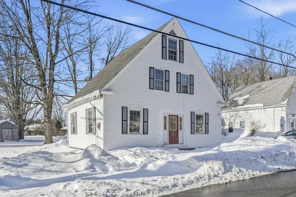 $325,000 | 15 Hubbardston Road, Templeton, MA 01468