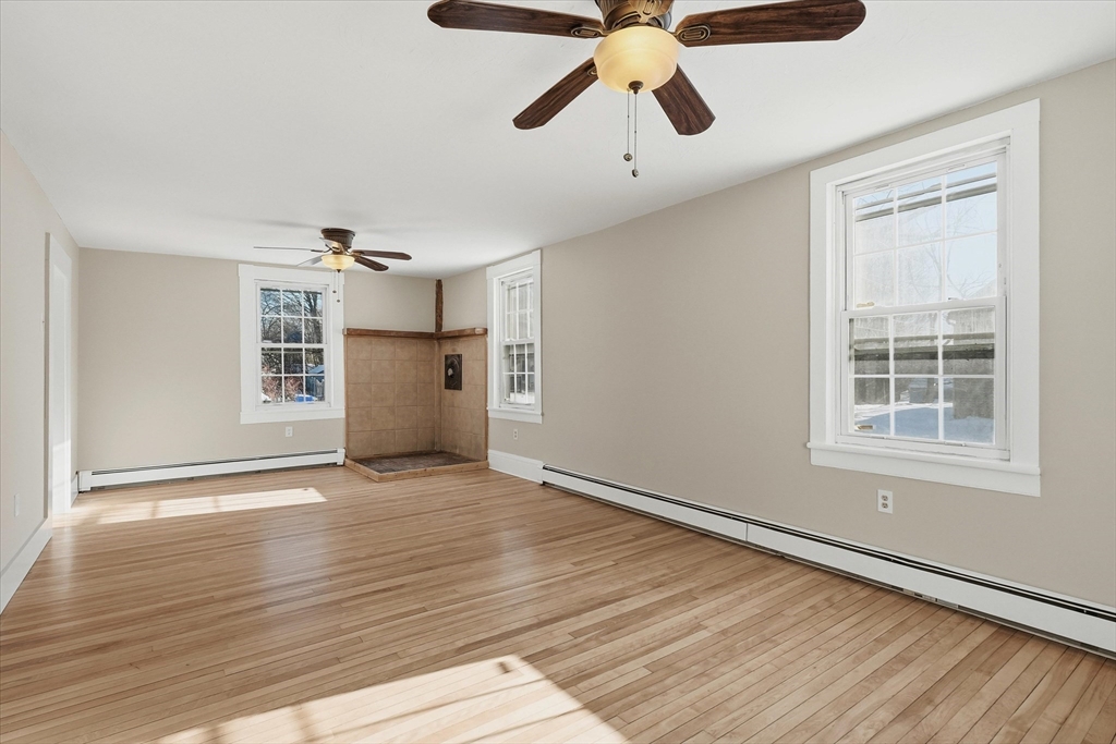 15 Hubbardston Road Templeton, MA 01468 - Photo 6 of 35