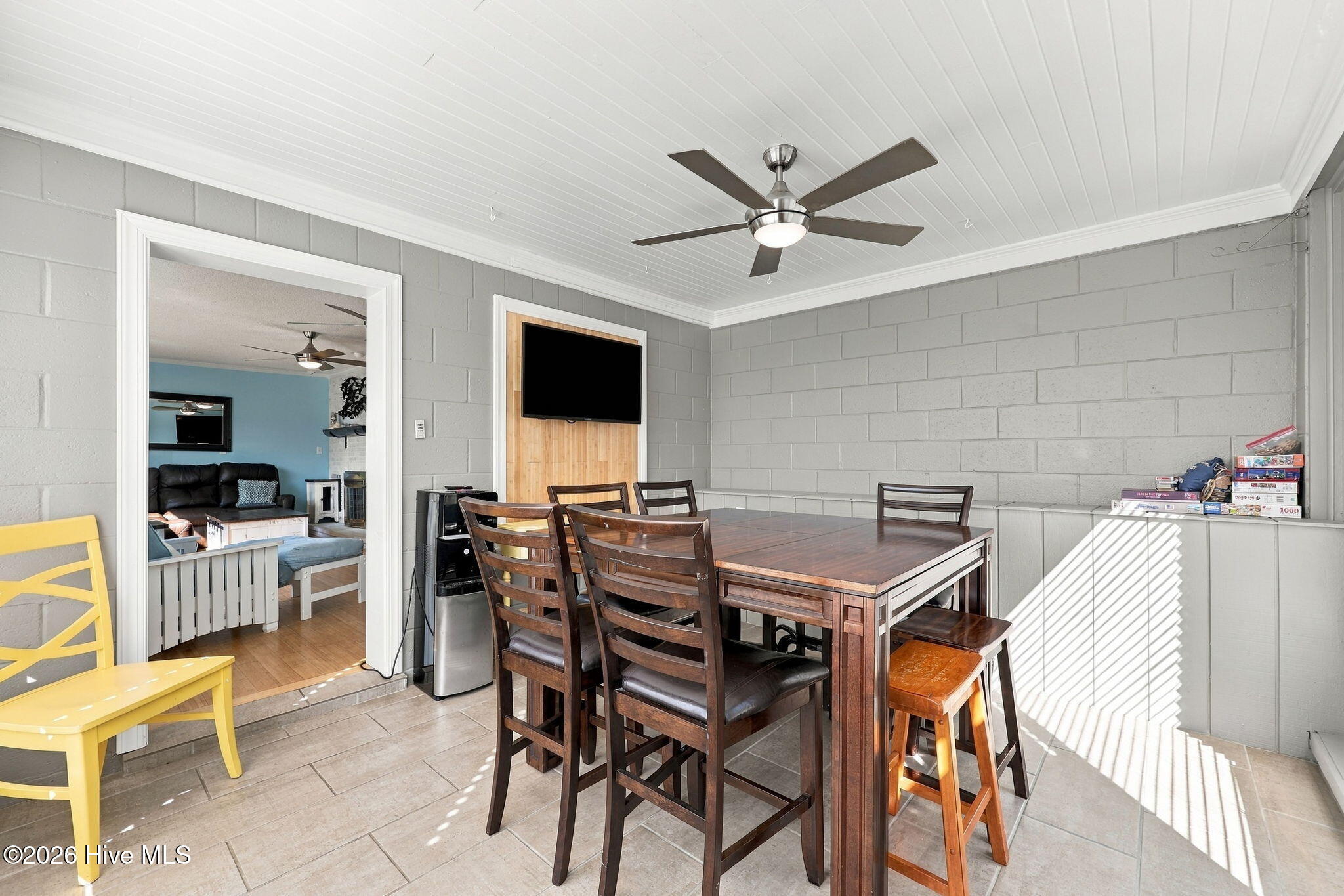 203 Hoffman Beach Road Atlantic Beach, NC 28512 - Photo 15 of 55 30-web-or-mls-203 Hoffman Beach 057