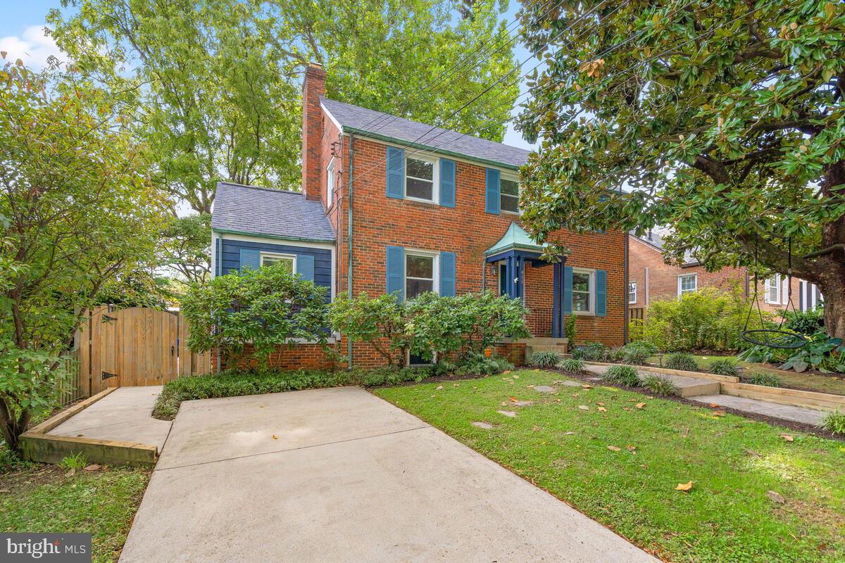 418 Mansfield Road Silver Spring, MD 20910 - Photo 4 of 48 Ideally located