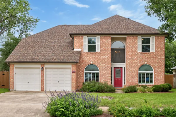 $418,500 | 1200 Mountain View Drive, Pflugerville, TX 78660