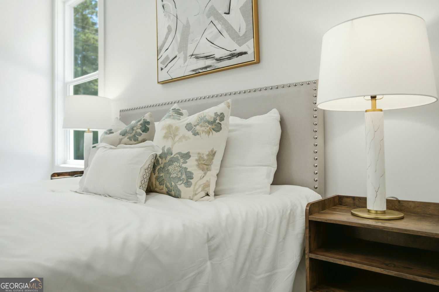 160 Loyd Road Mansfield, GA 30056 - Photo 10 of 52 a bedroom with a bed and a table