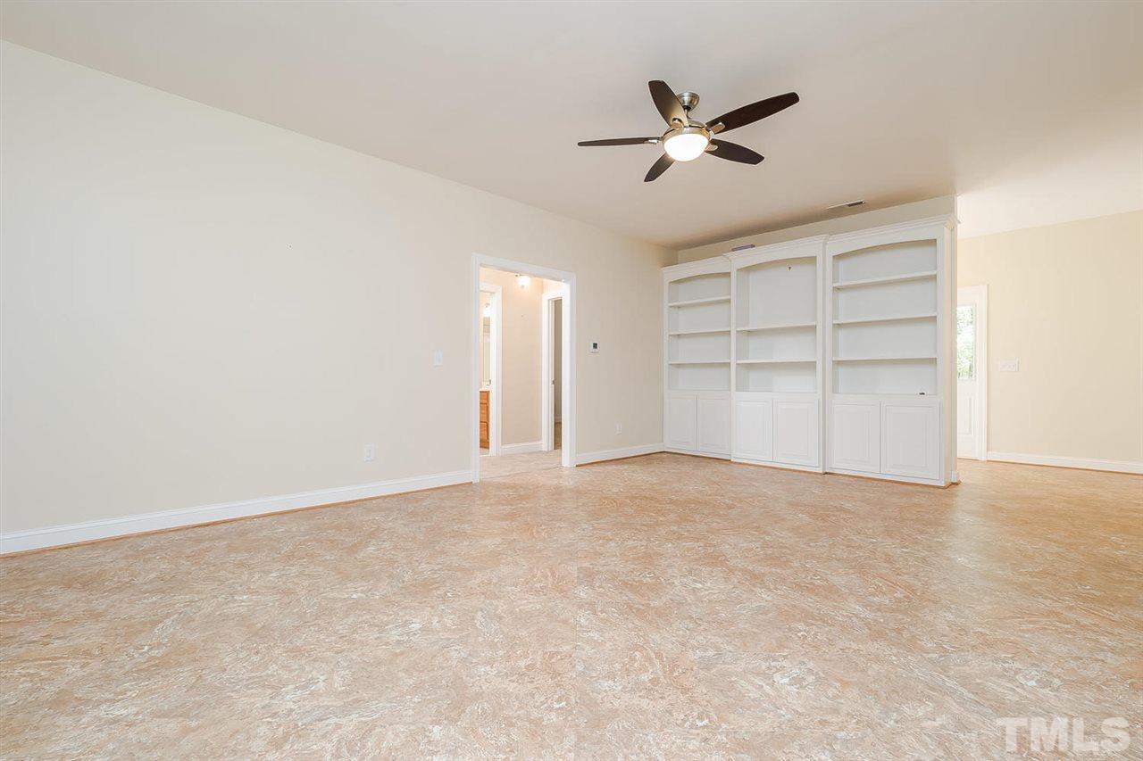 747 Mudham Road Wendell, NC 27591 - Photo 4 of 25 Gallery Image 4