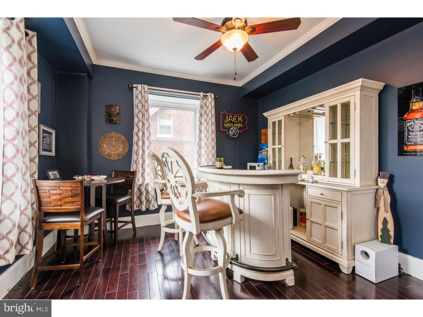 729 Vernon Road Philadelphia, PA 19119 - Photo 13 of 25 Wet Bar