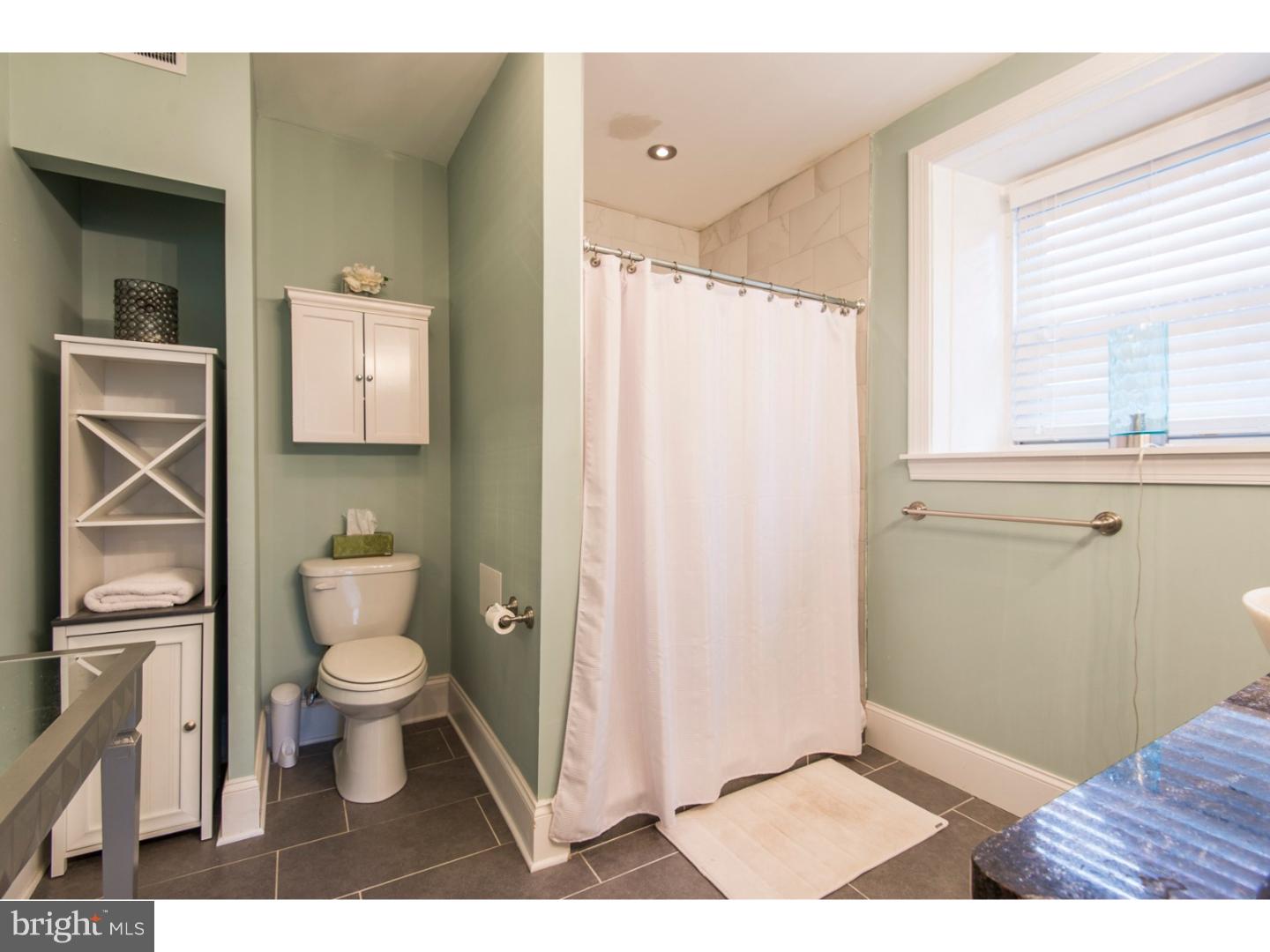 729 Vernon Road Philadelphia, PA 19119 - Photo 19 of 25 Bathroom
