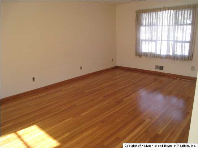 1 Ridge Avenue Staten Island, NY 10304 - Photo 4 of 20 Additional Photo