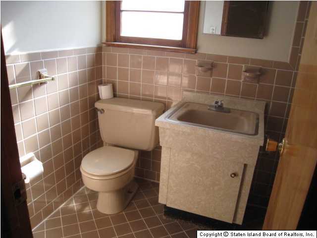 1 Ridge Avenue Staten Island, NY 10304 - Photo 10 of 20 Additional Photo