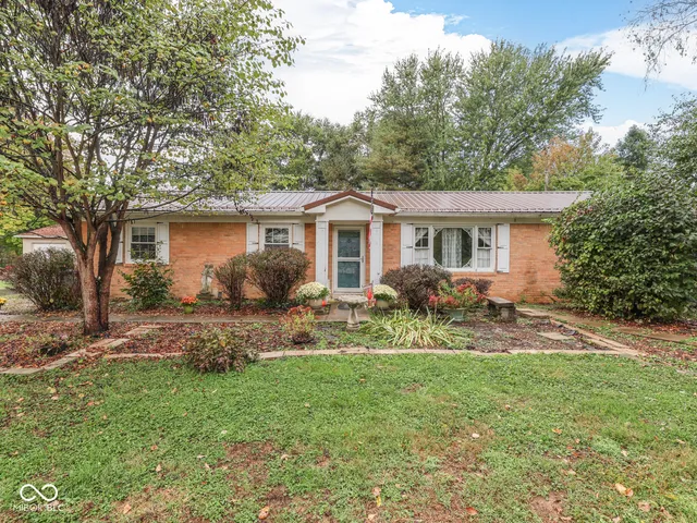 $239,900 | 880 Riverview Drive, Martinsville, IN 46151