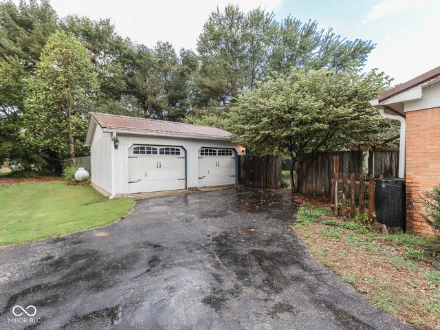 $239,900 | 880 Riverview Drive, Martinsville, IN 46151