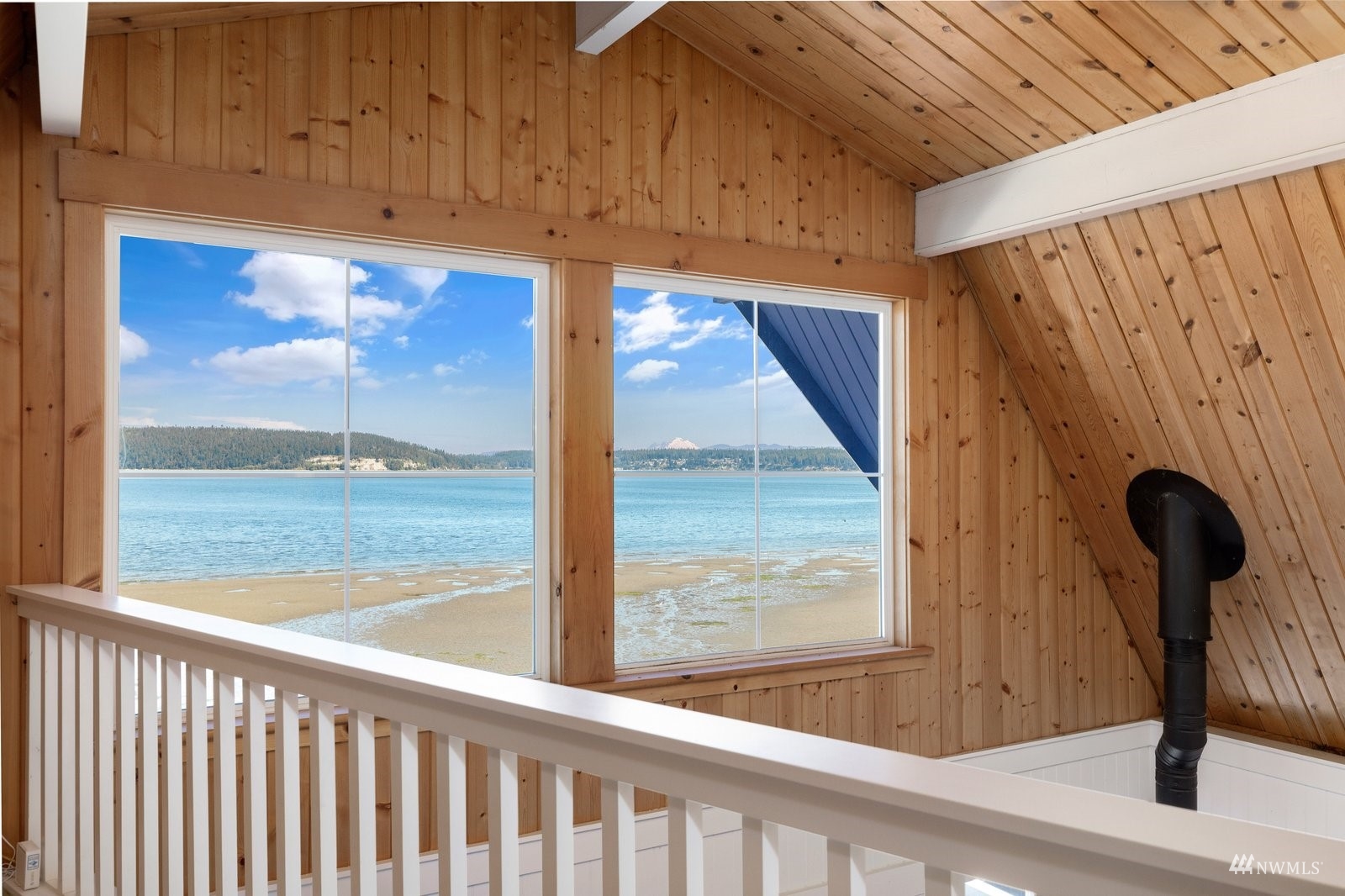 2139 Eastpoint Drive Langley, WA 98260 - Photo 26 of 40 a view of a porch