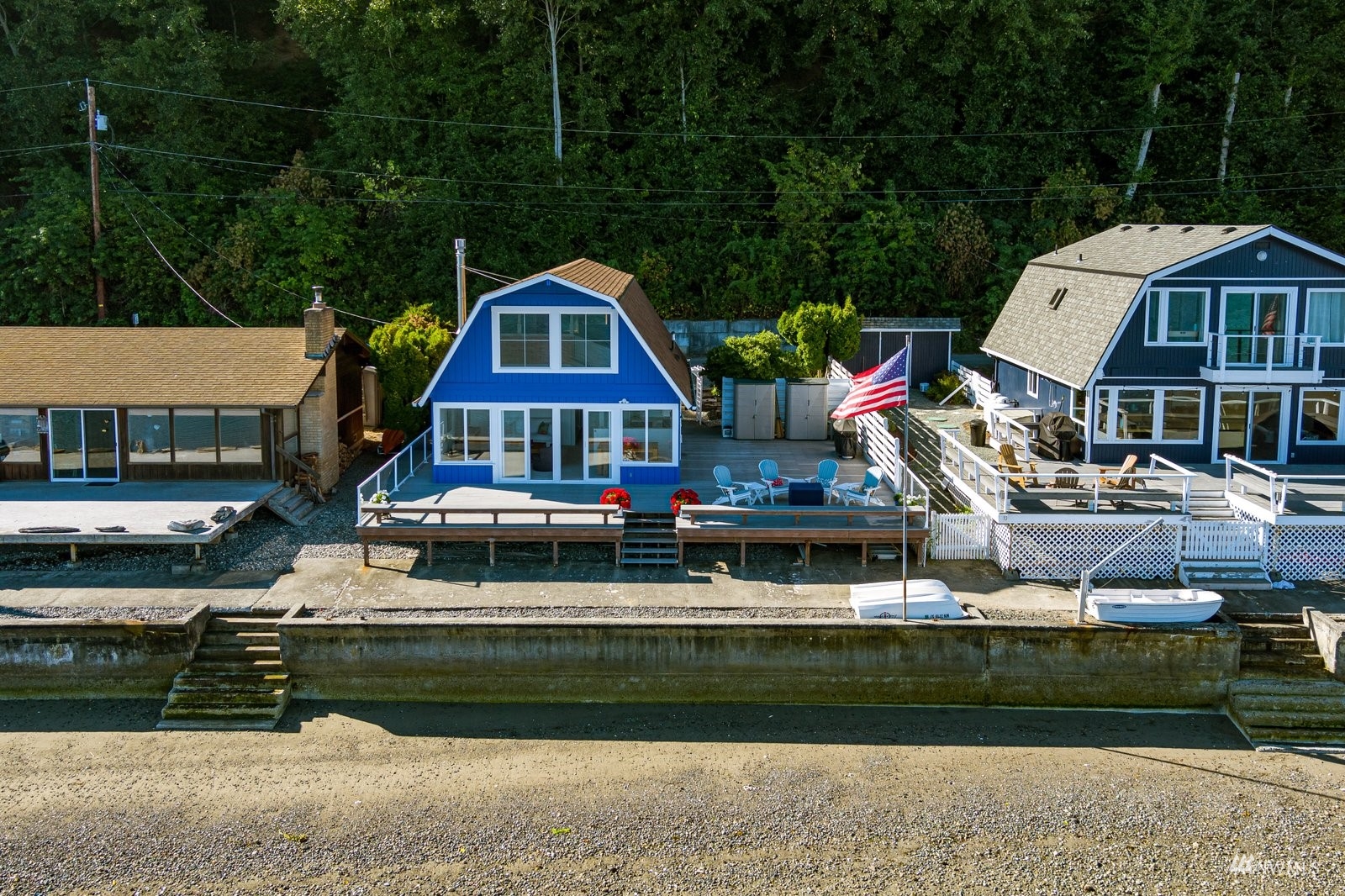 2139 Eastpoint Drive Langley, WA 98260 - Photo 34 of 40 a aerial view of a house