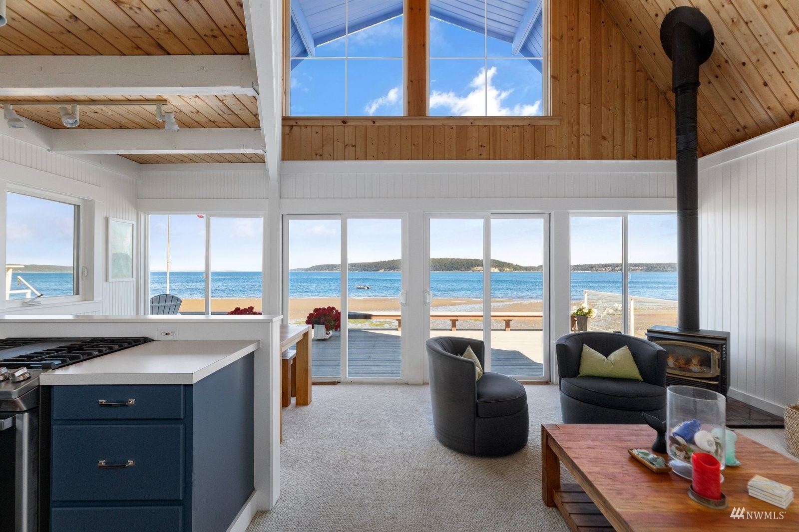 2139 Eastpoint Drive Langley, WA 98260 - Photo 9 of 40 a view of kitchen with living room and furniture