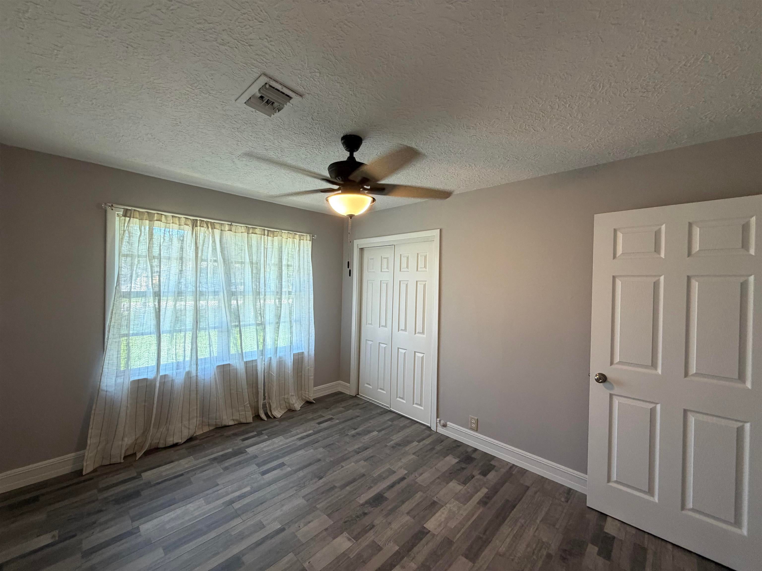 6321 Dave Street Groves, TX 77619 - Photo 9 of 15 Gallery Image 9