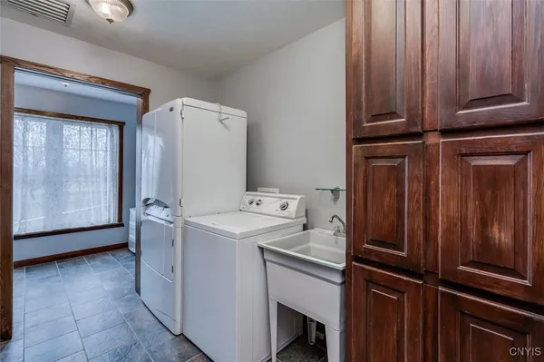 $499,900 | 32021 Childs Road, Philadelphia, NY 13673