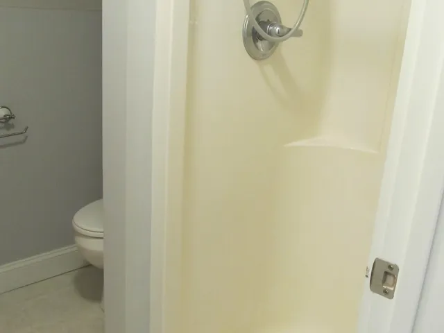 $2,800 | 562 New Hampshire Rte 103, Unit A, Sunapee, NH 03782