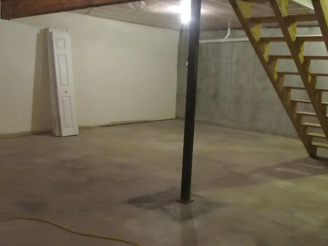 $2,800 | 562 New Hampshire Rte 103, Unit A, Sunapee, NH 03782