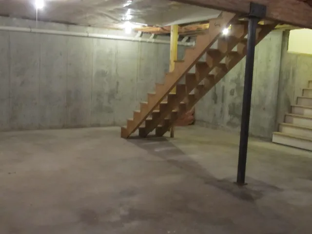 $2,800 | 562 New Hampshire Rte 103, Unit A, Sunapee, NH 03782