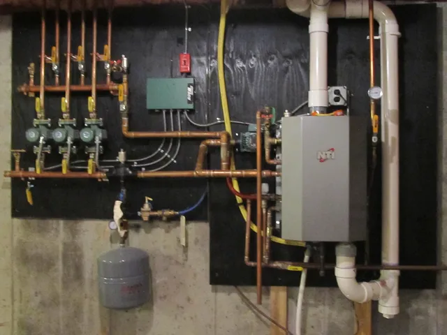 $2,800 | 562 New Hampshire Rte 103, Unit A, Sunapee, NH 03782