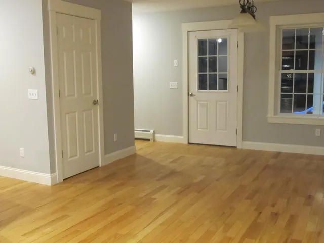 $2,800 | 562 New Hampshire Rte 103, Unit A, Sunapee, NH 03782