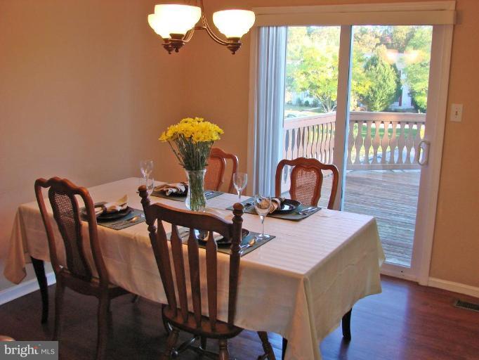 2007 Riding Crop Way Windsor Mill, MD 21244 - Photo 3 of 9 Dining Room