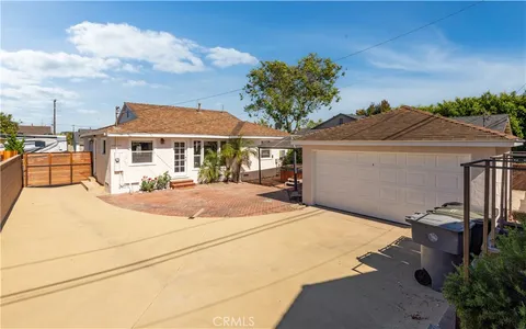$1,275,000 | 19321 Beckworth Avenue, Torrance, CA 90503