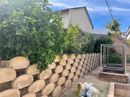 $1,275,000 | 19321 Beckworth Avenue, Torrance, CA 90503