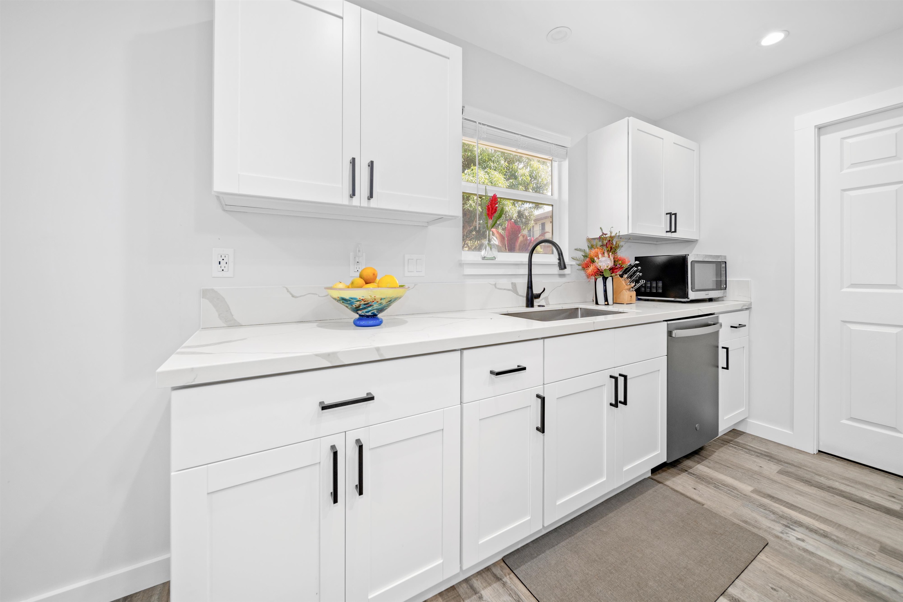 3804 Lower Honoapiilani Road, Unit B Lahaina, HI 96761 - Photo 10 of 44 Gallery Image 10