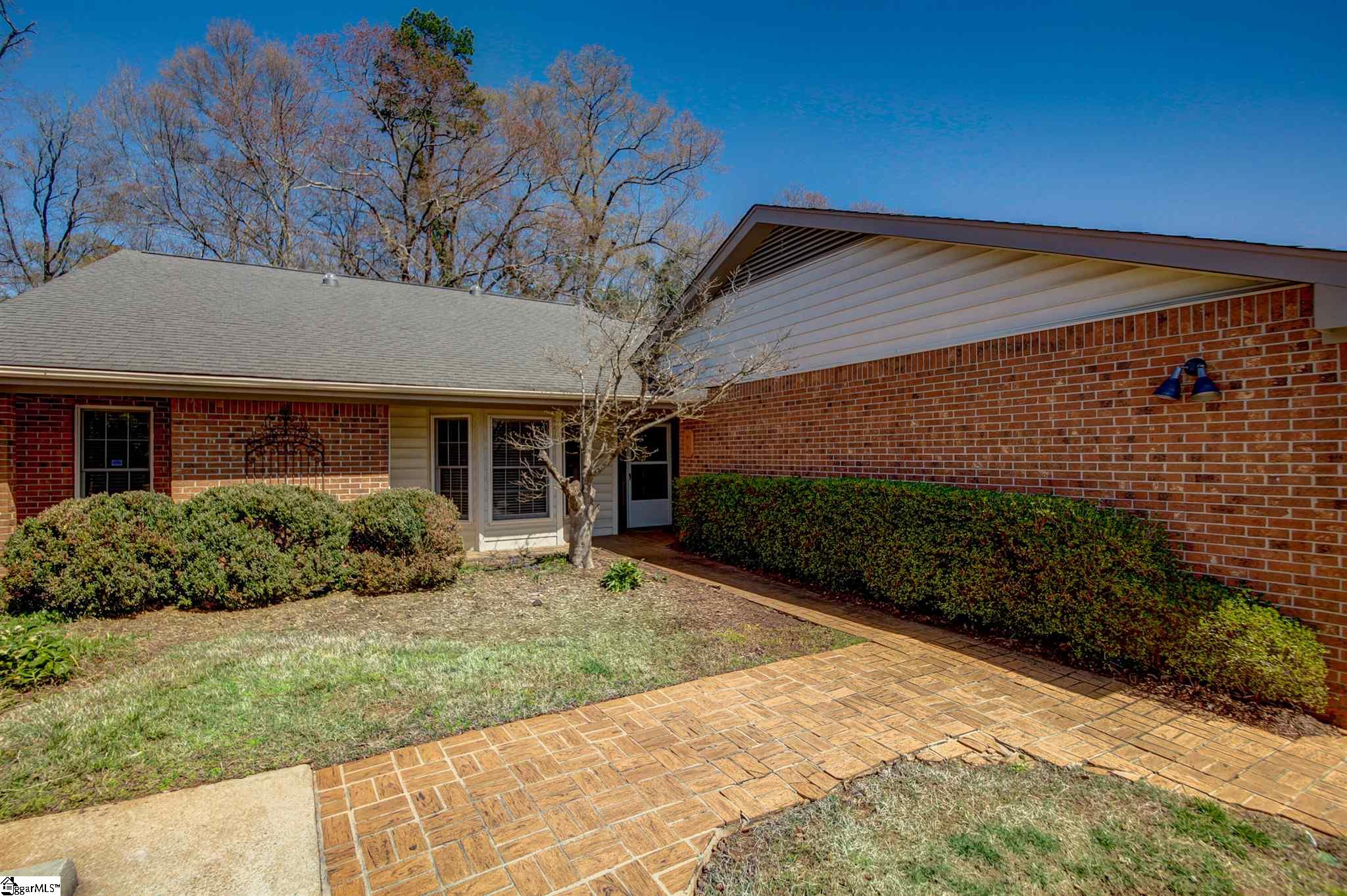 135 Hummingbird Ridge Greenville, SC 29605 - Photo 3 of 22 Gallery Image 3